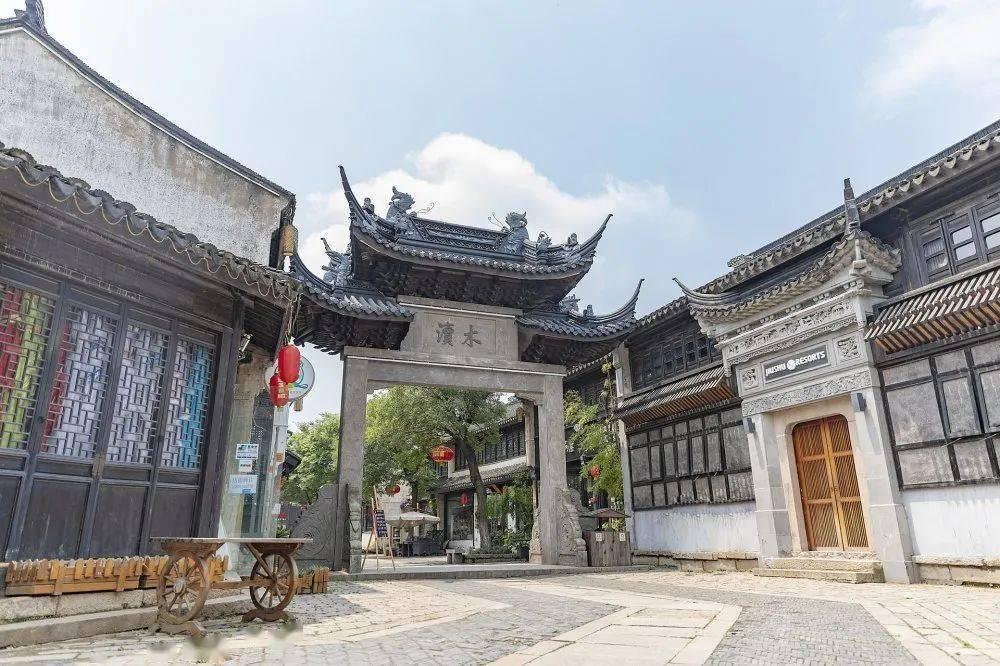 逃离无人大住宅